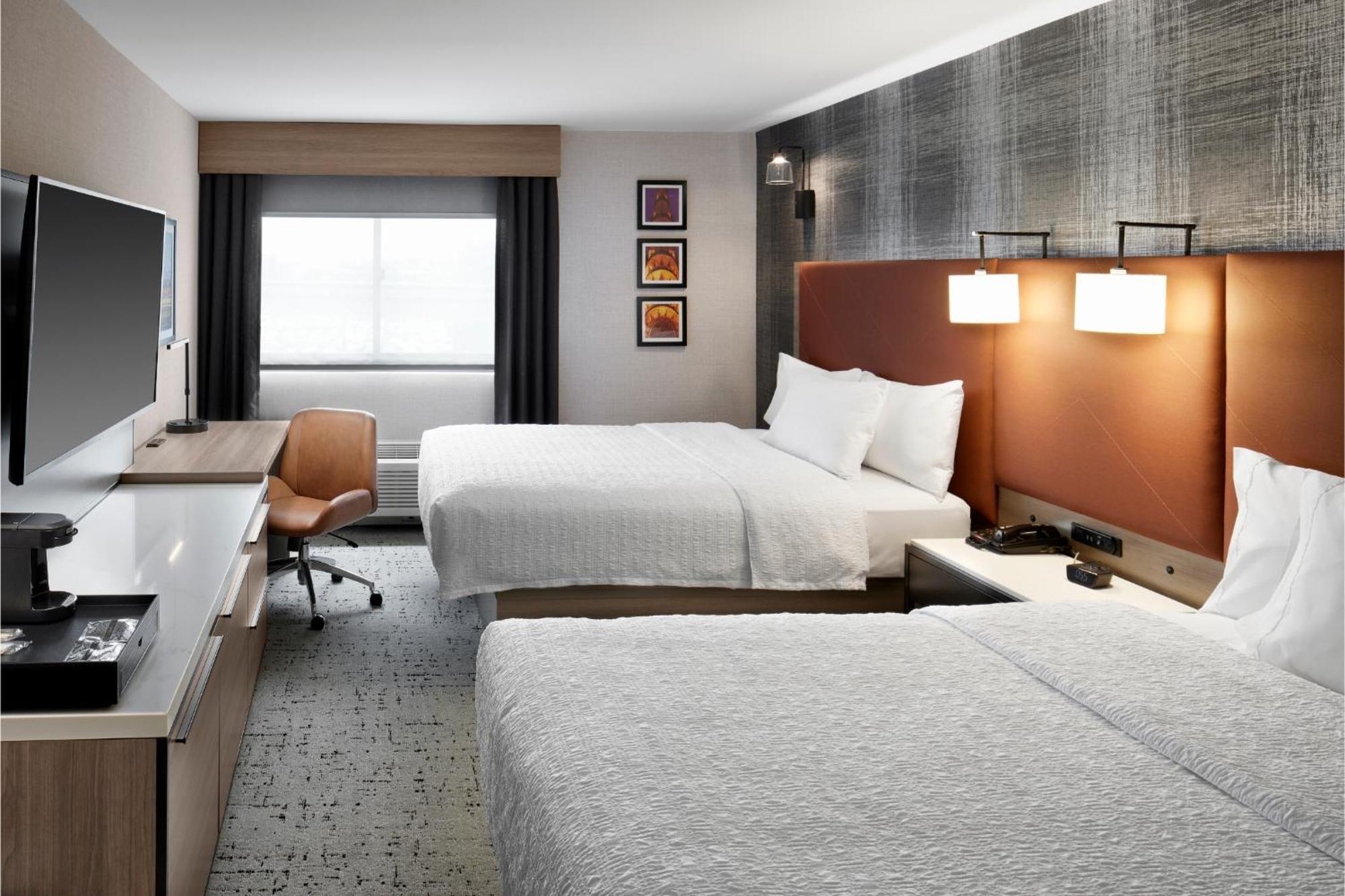 Hampton Inn Newark Airport Eksteriør billede